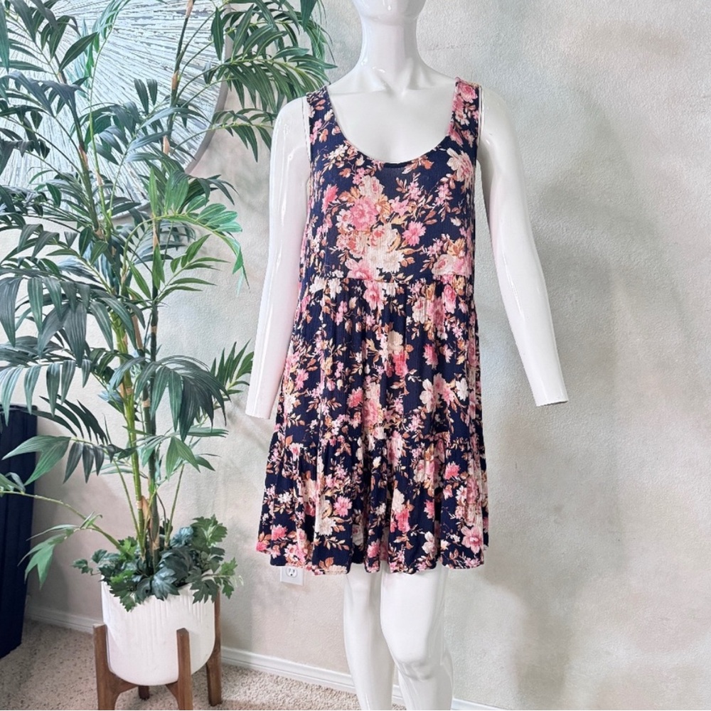 American Eagle Outfitters Blue and Purple Pleated Sundress